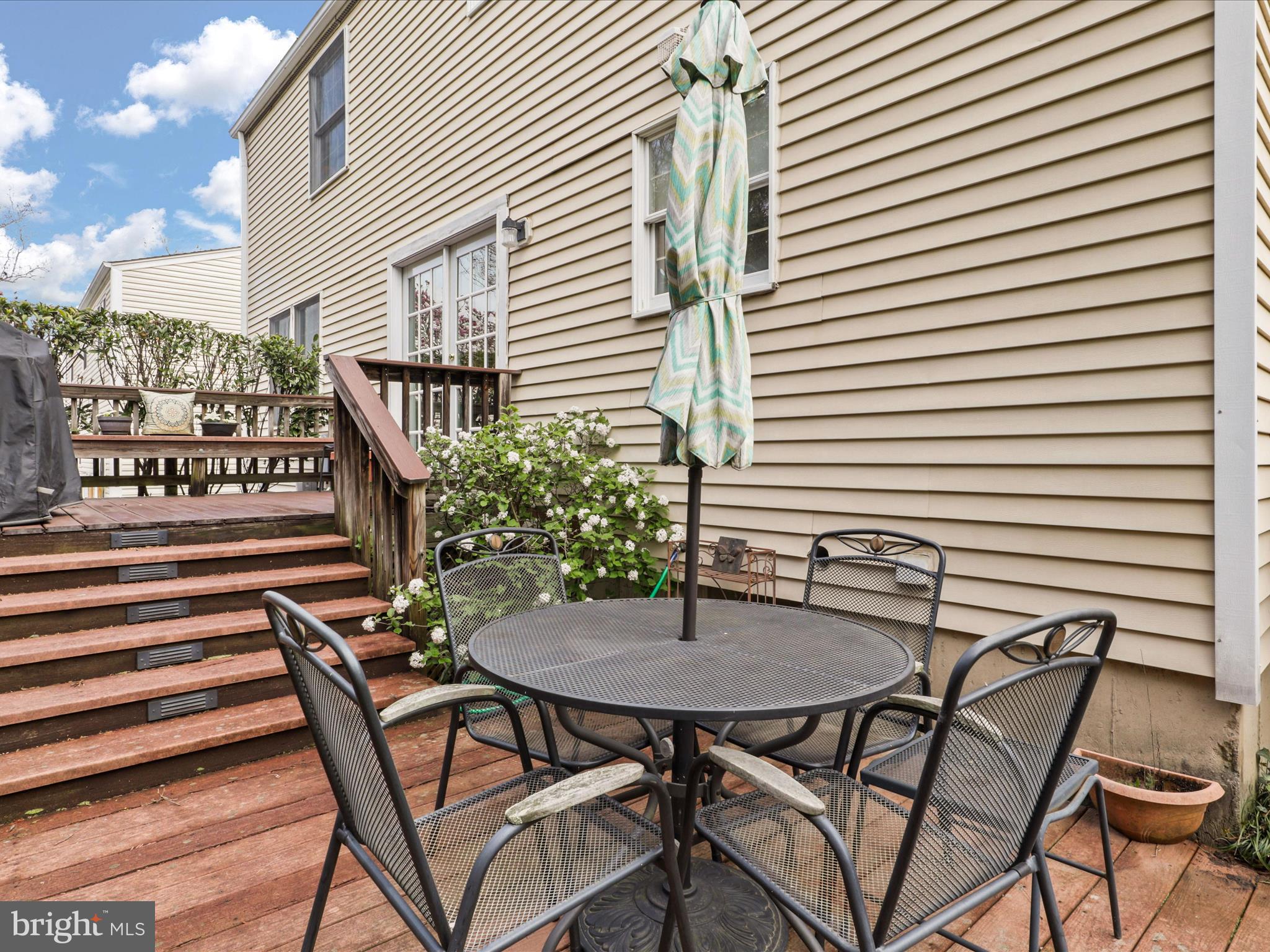 ESTATES AT EAGLE LIE - Residential