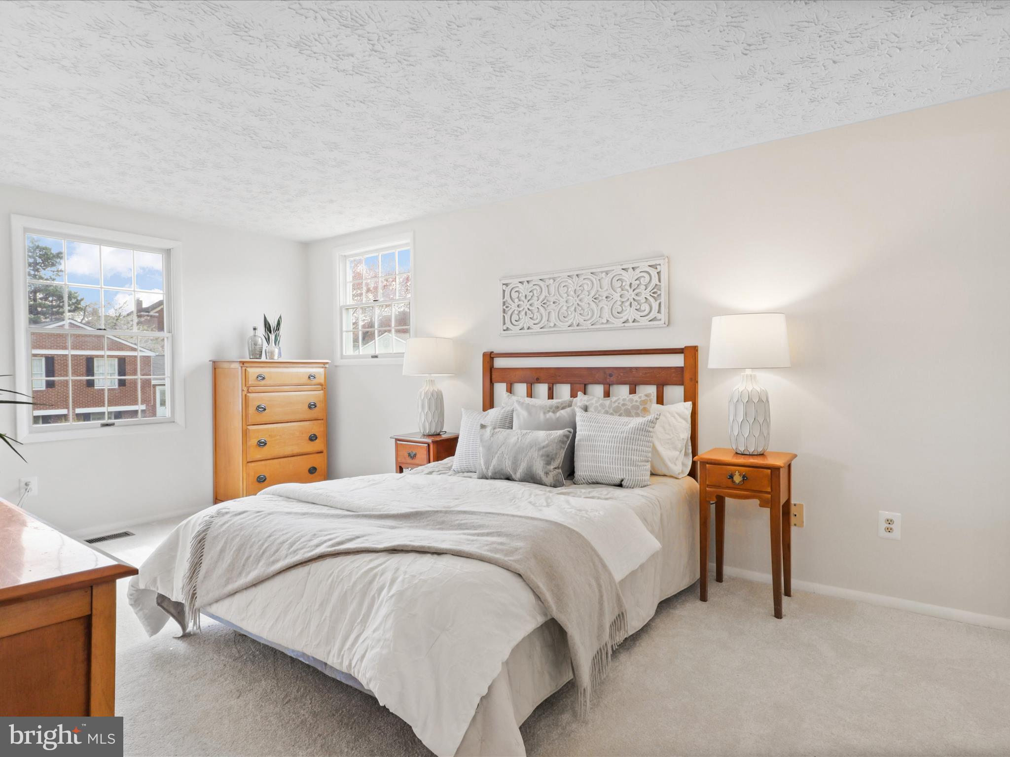 ESTATES AT EAGLE LIE - Residential