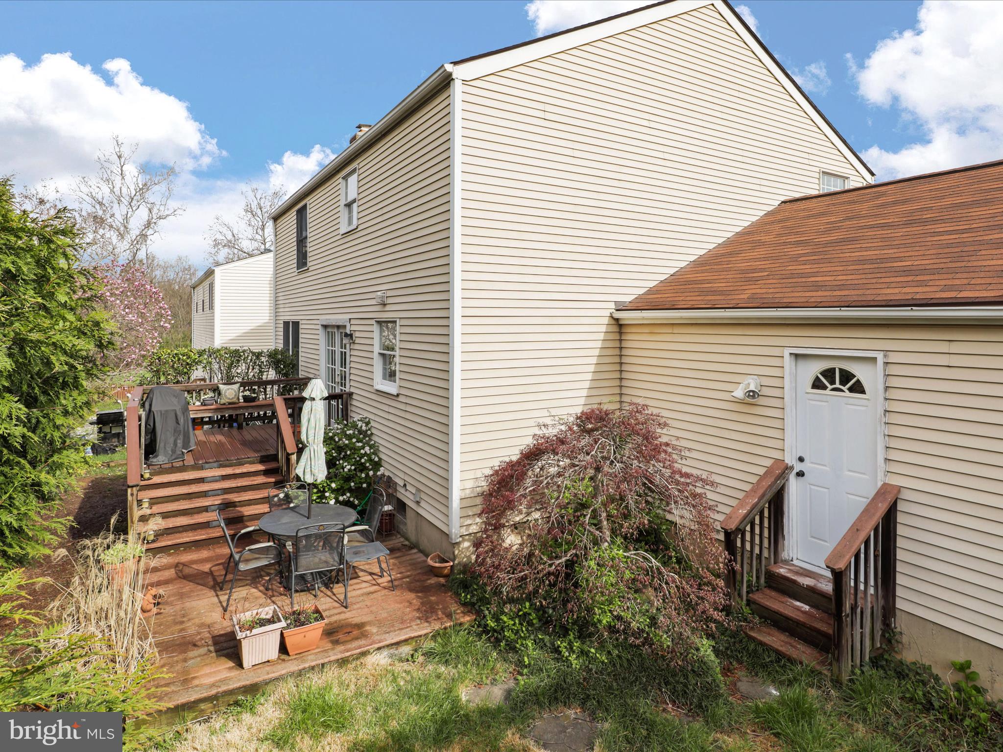 ESTATES AT EAGLE LIE - Residential