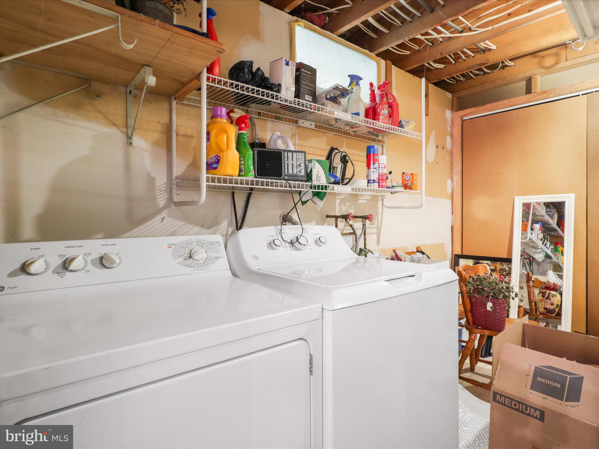 ESTATES AT EAGLE LIE - Residential