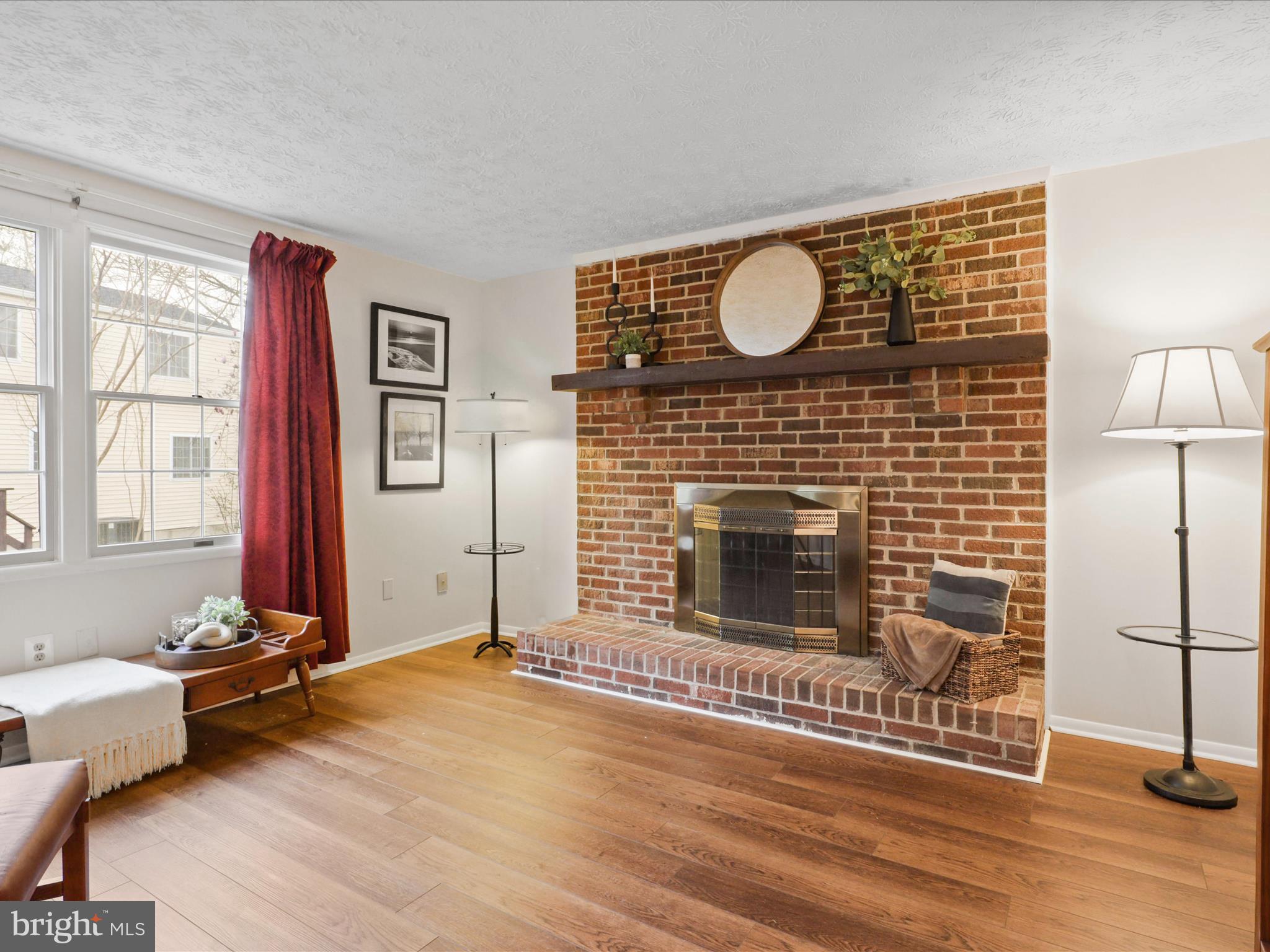 ESTATES AT EAGLE LIE - Residential