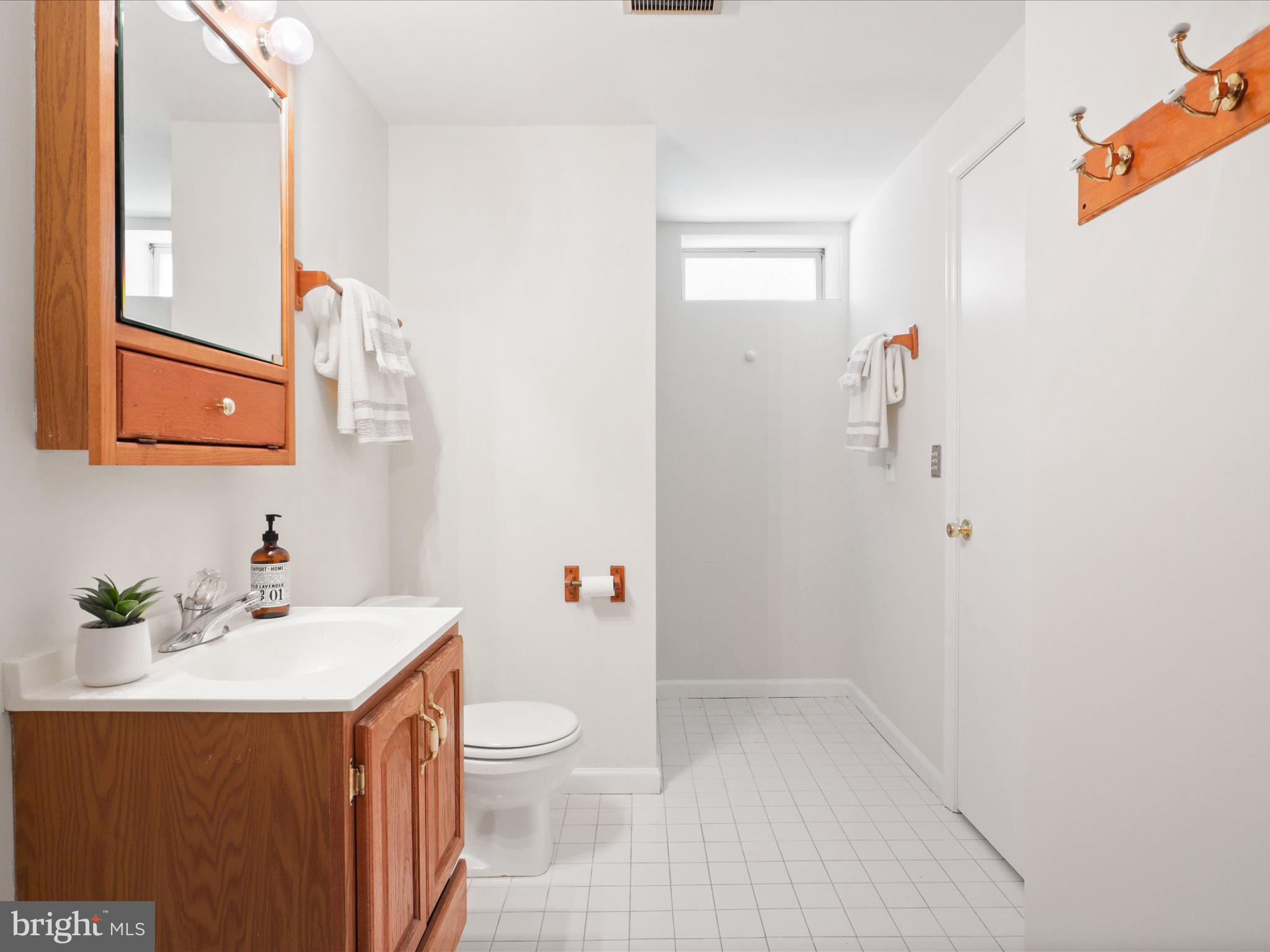 ESTATES AT EAGLE LIE - Residential