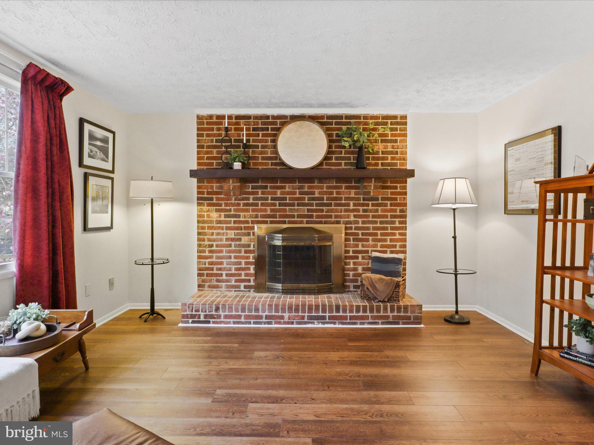 ESTATES AT EAGLE LIE - Residential