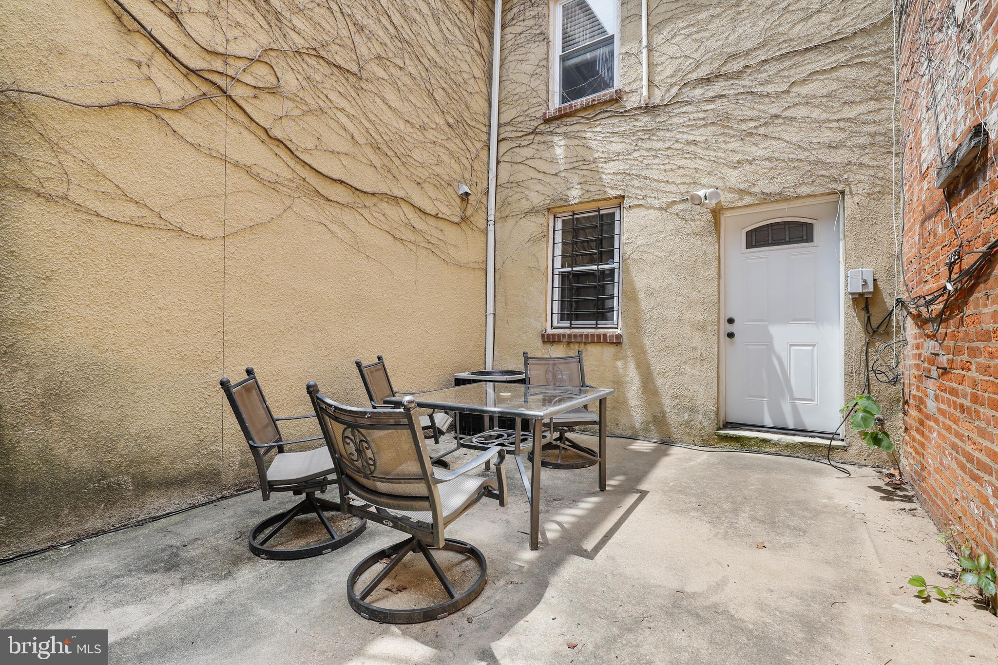 FEDERAL HILL HISTORIC DISTRICT - Residential Lease