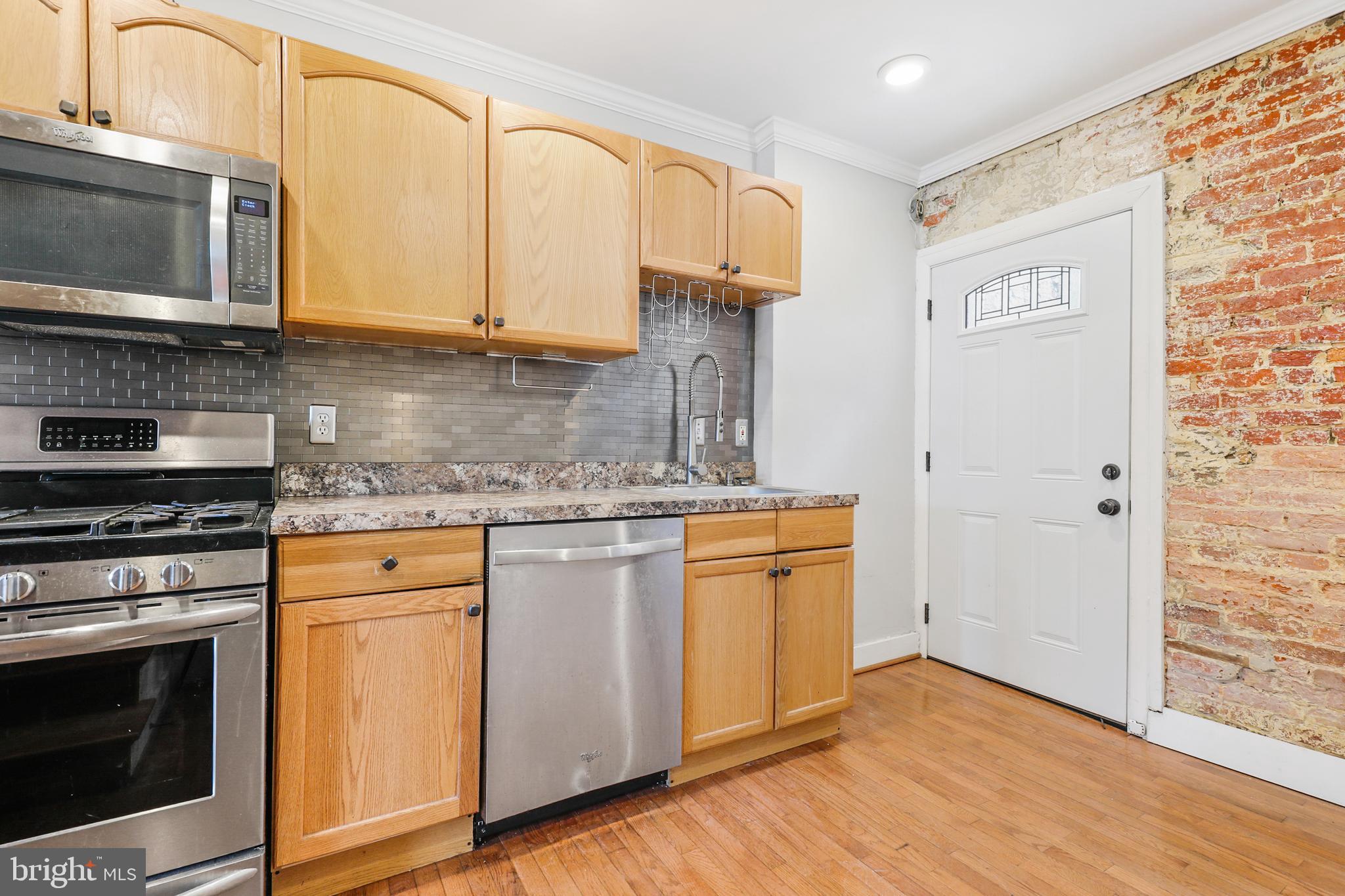 FEDERAL HILL HISTORIC DISTRICT - Residential Lease