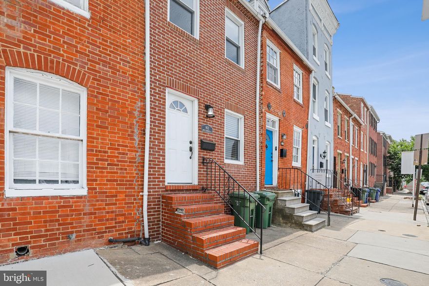 Charming 2 bedroom home in prime Federal Hill location! Exposed brick, built-ins and hardwood floors. Rear patio area to enjoy this summer! One bedroom on second level and second bedroom on third floor. Easy walk to the harbor, stadiums and Cross Street Market!