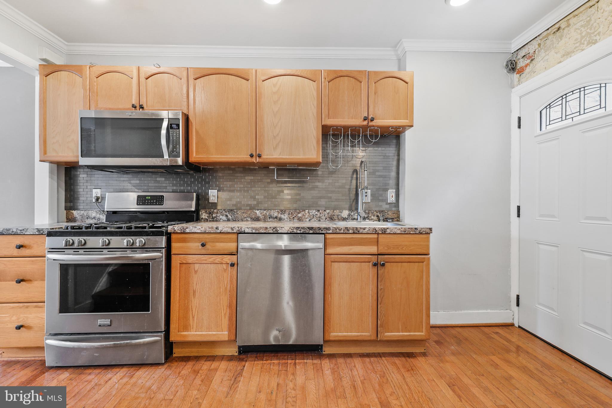 FEDERAL HILL HISTORIC DISTRICT - Residential Lease