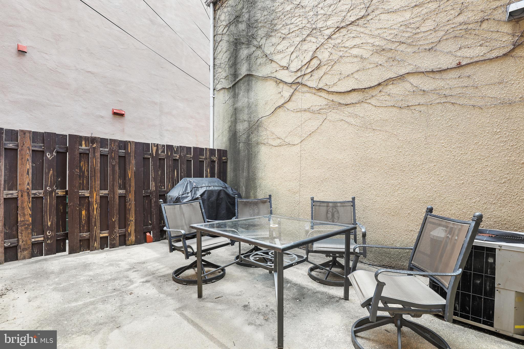 FEDERAL HILL HISTORIC DISTRICT - Residential Lease