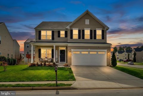 Homes For Sale - 5432 Holley Oak Lane<br/> FREDERICKSBURG, VA 22407