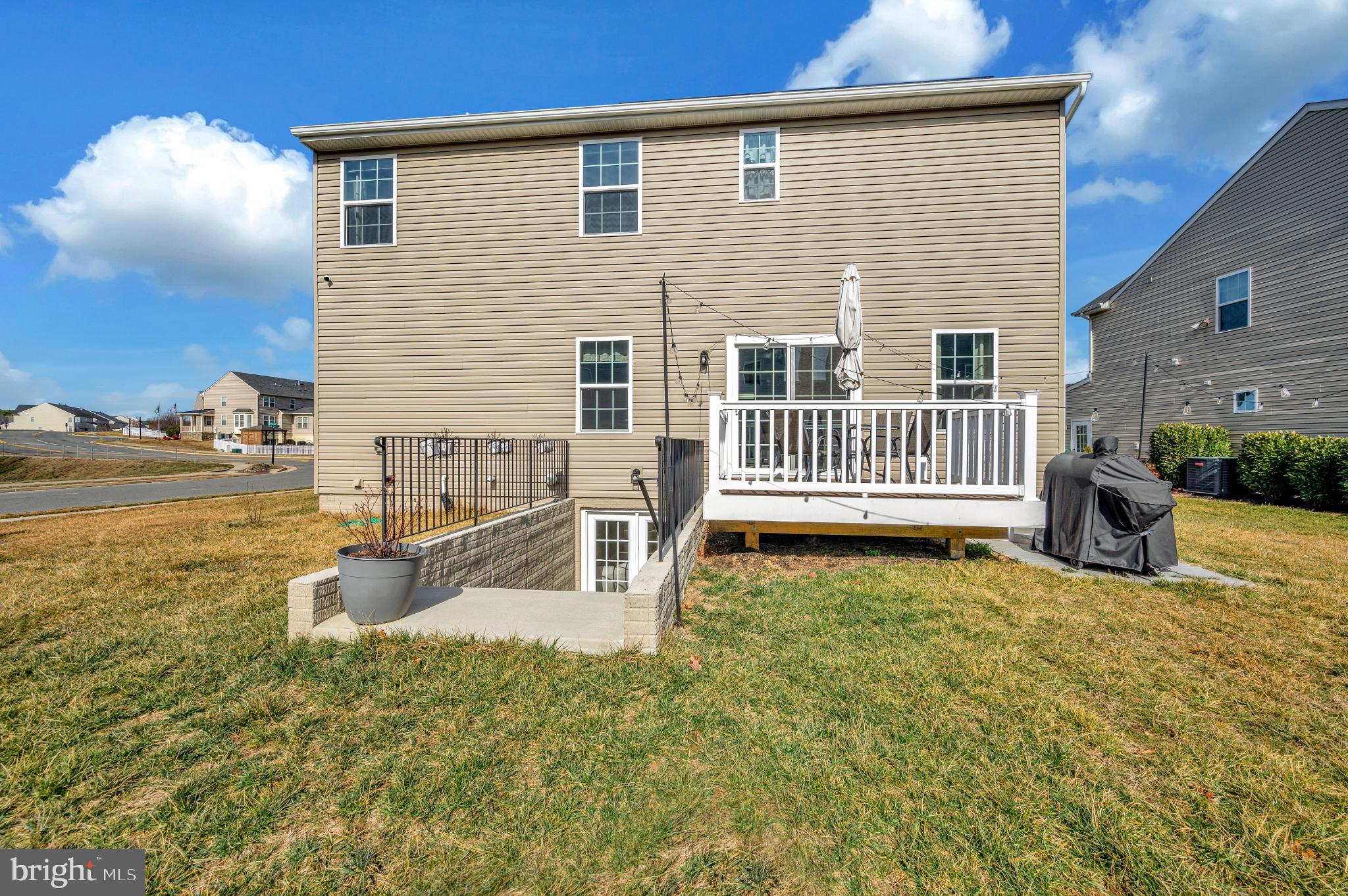 LEES PARKE - Residential