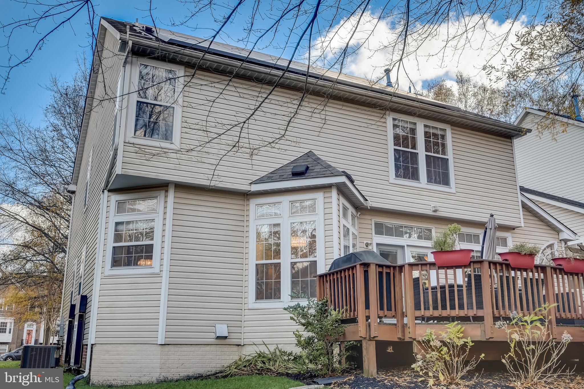 WOODVIEW VILLAGE WEST - Residential