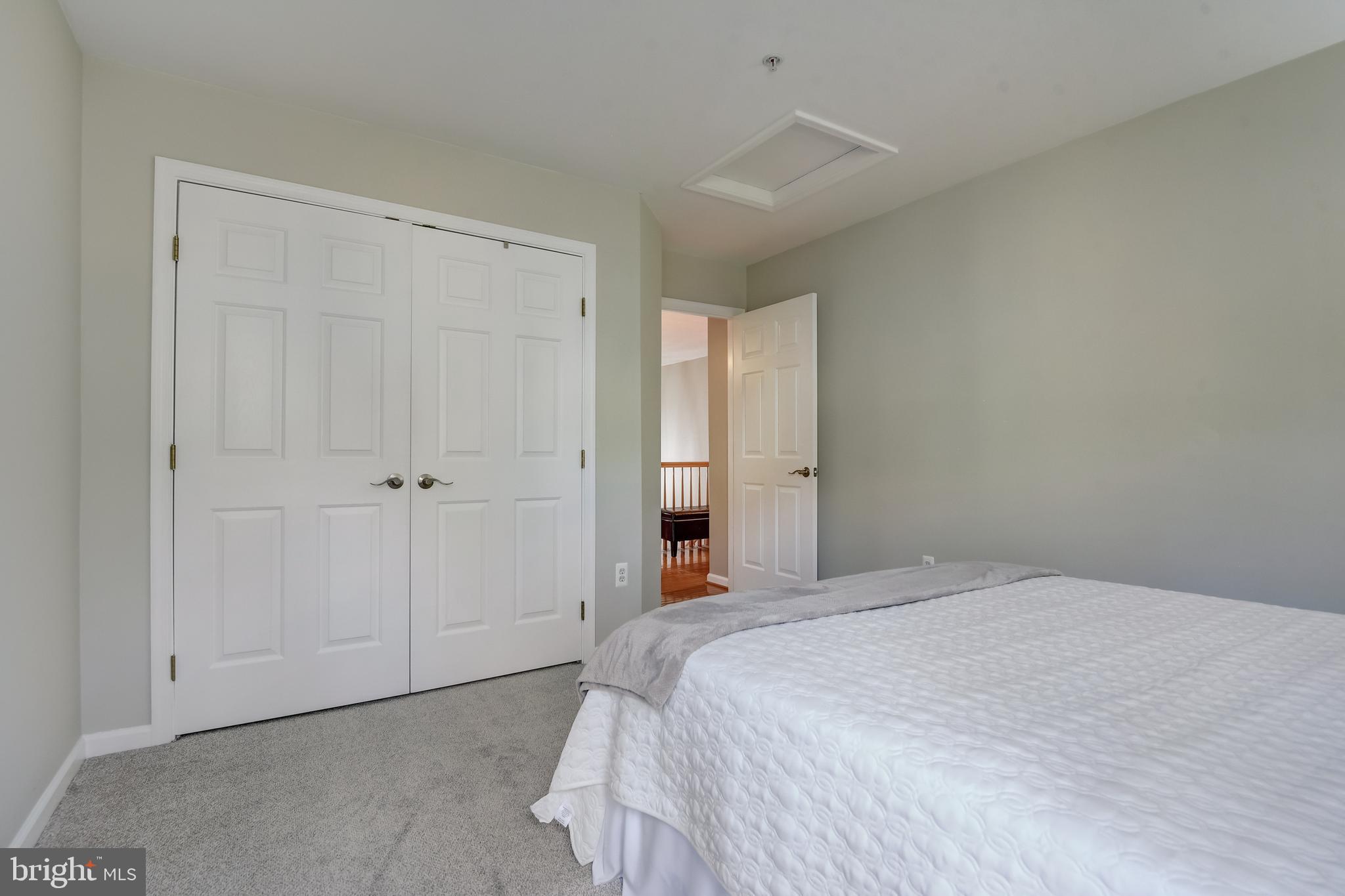 WOODVIEW VILLAGE WEST - Residential