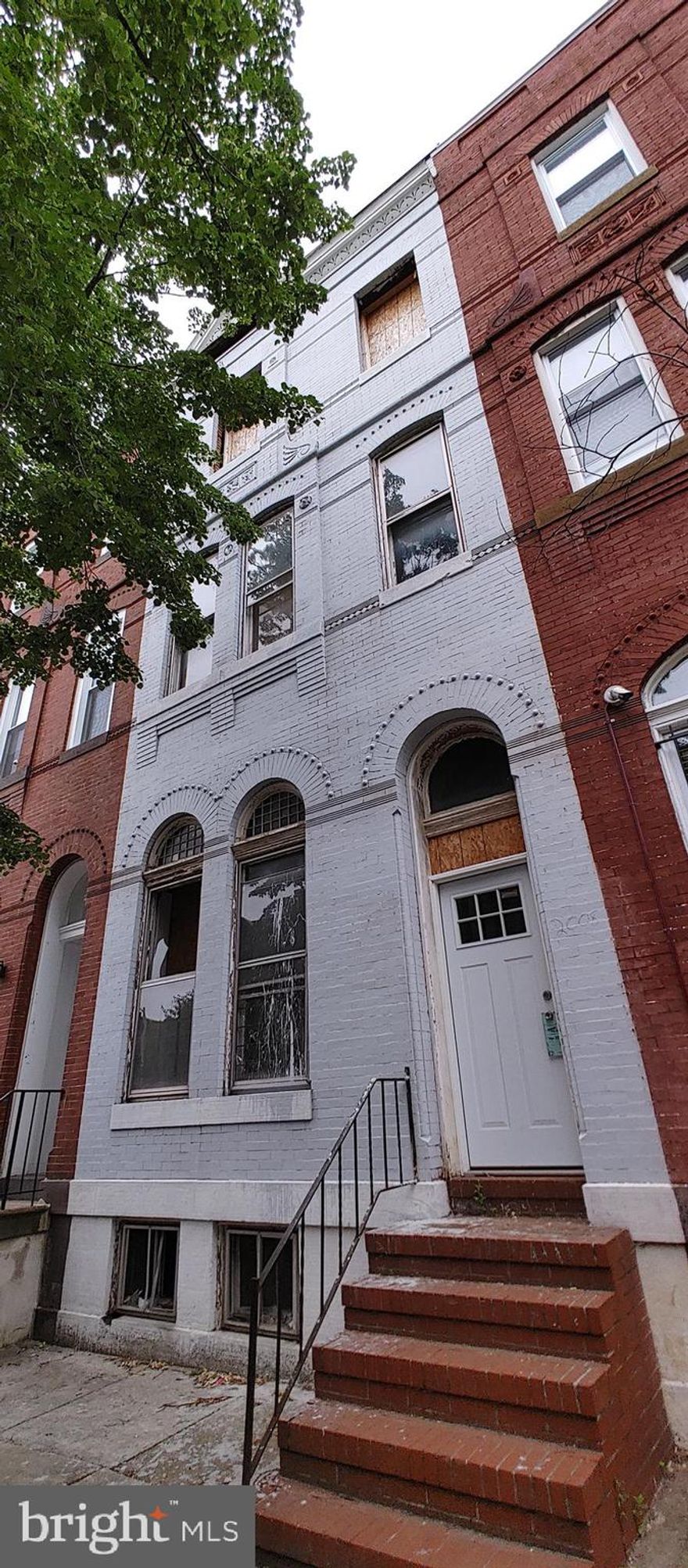 INVESTOR ALERT!!! Here's your chance to be a part of Baltimore's hot investment market! This property is part of a court ordered asset disposition. Subject to 3rd party approval. Contact Agent for full list of available homes. Home sold AS IS/WHERE IS.  Ground Rent if any to be verified by Buyer.