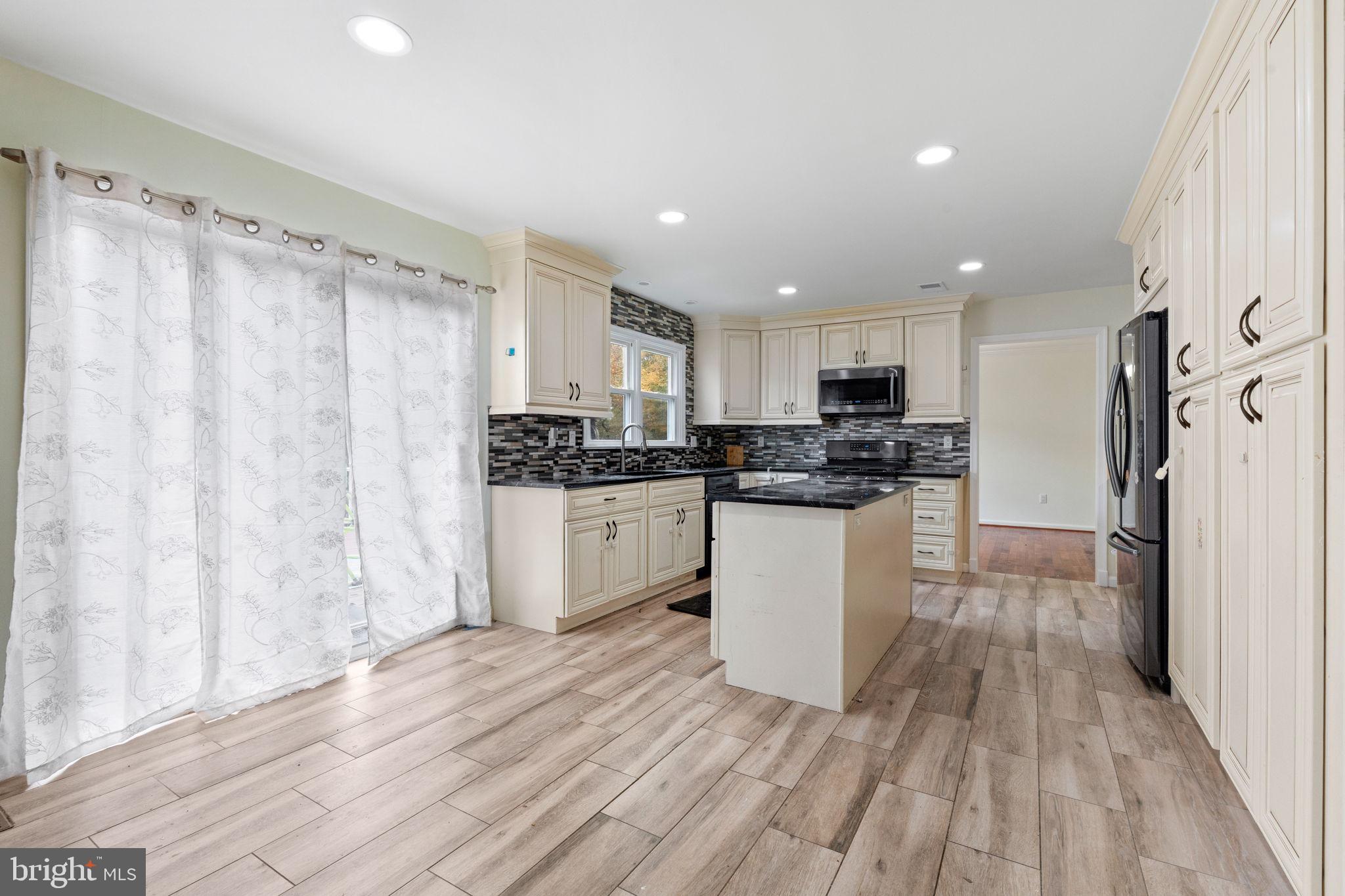 CHERRYVALE - Residential