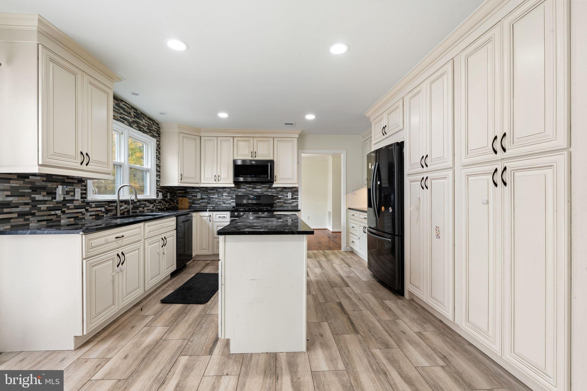 CHERRYVALE - Residential