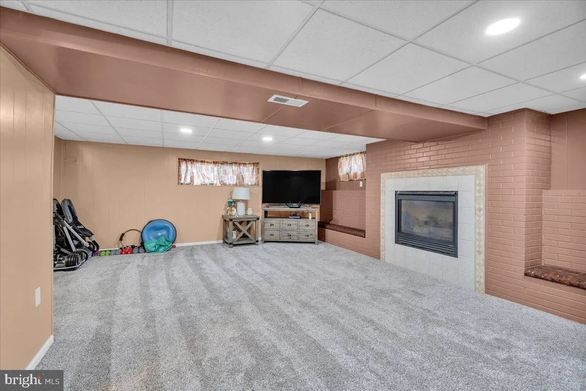 Williamstown, New Jersey 08094, United States, 4 Bedrooms Bedrooms, ,2 BathroomsBathrooms,Residential,Coming Soon,244252