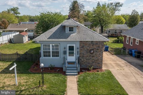 261 S FELLOWSHIP ROAD MAPLE SHADE NJ 08052