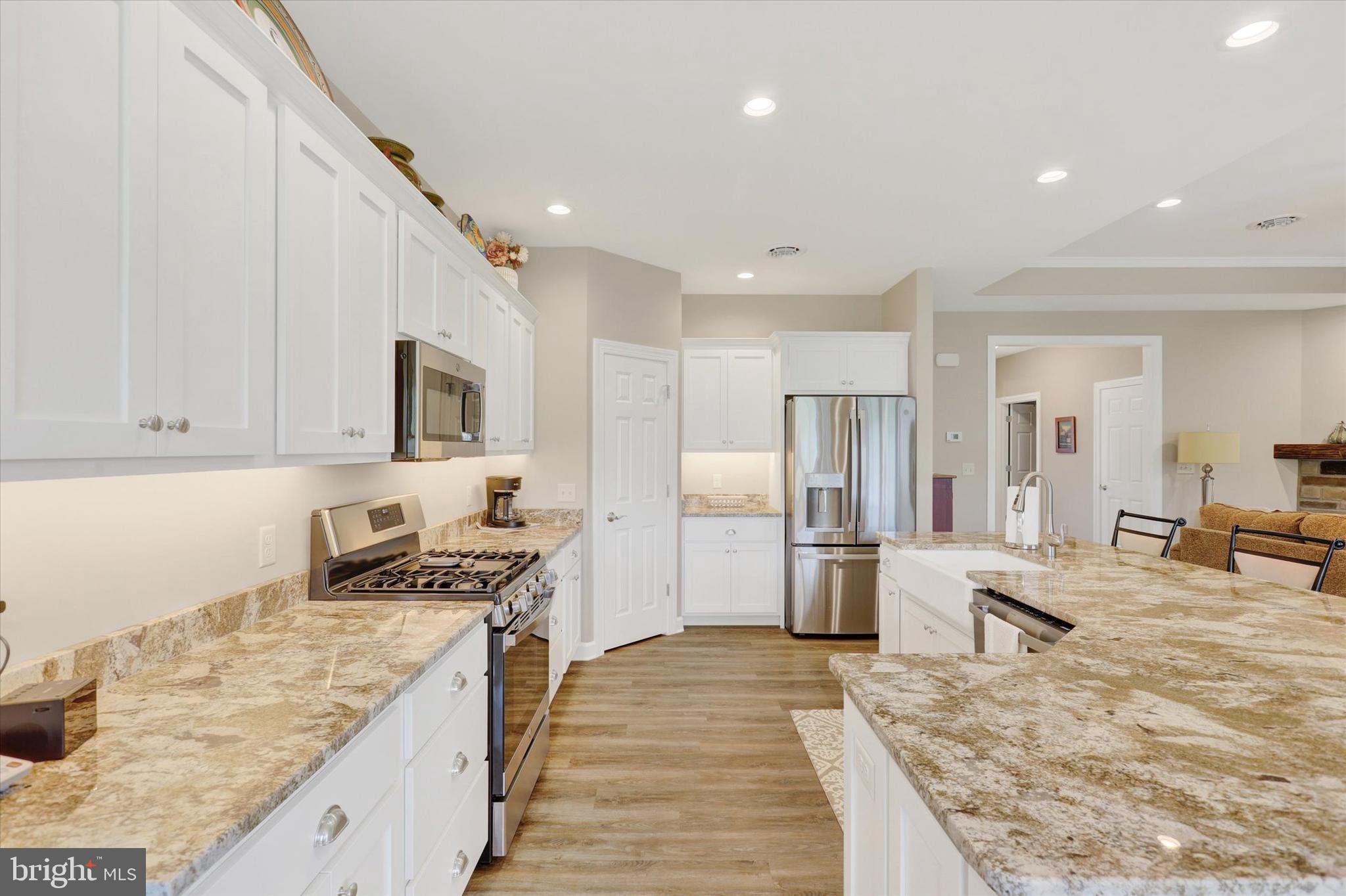 PENN NATIONAL GOLF COURSE COMMUNITY - Residential