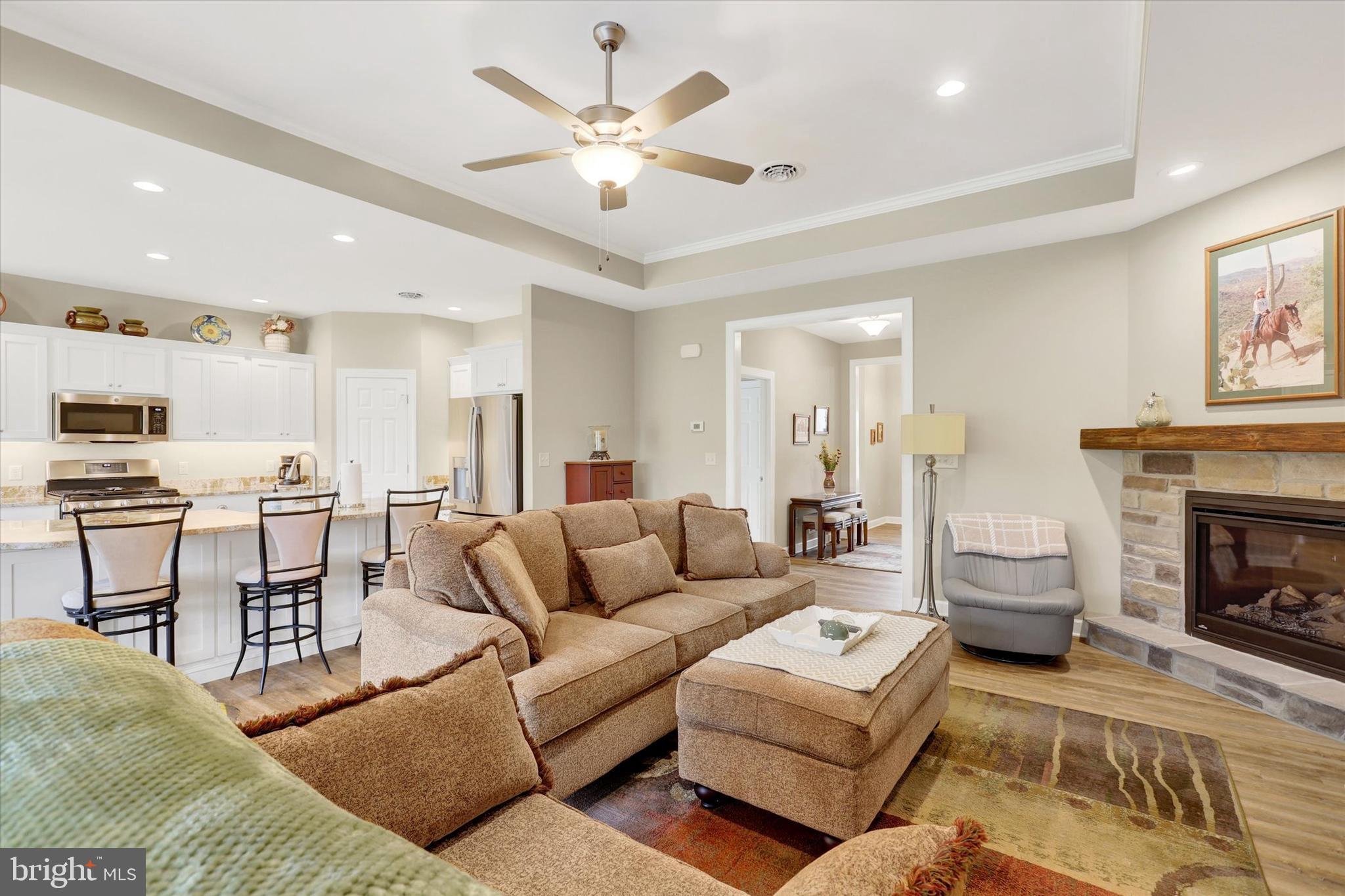 PENN NATIONAL GOLF COURSE COMMUNITY - Residential