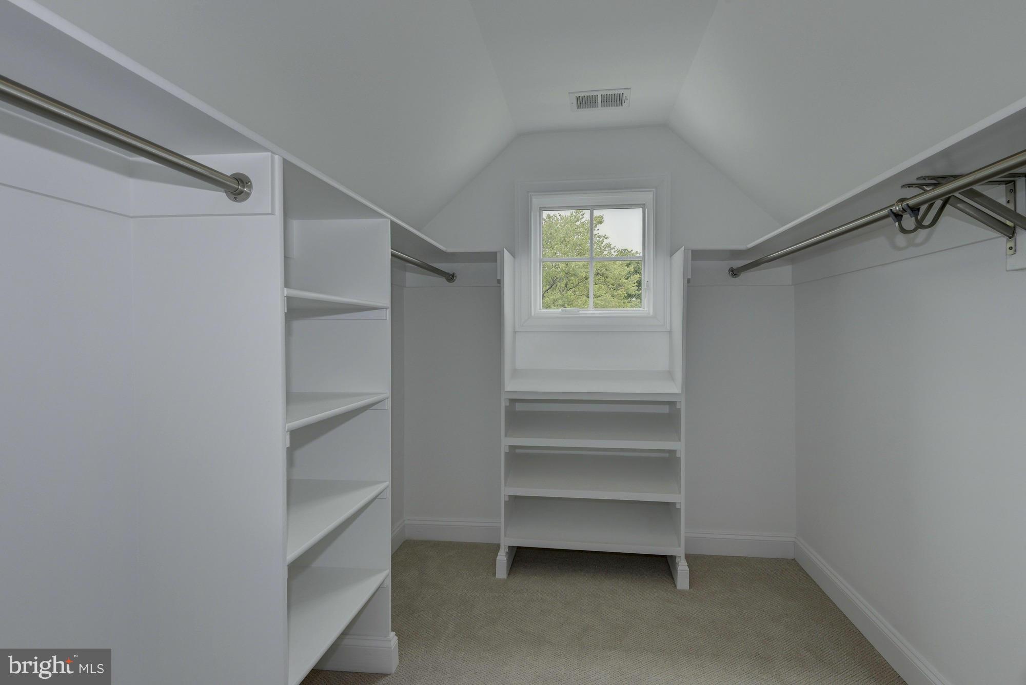 LANDON WOODS - Residential