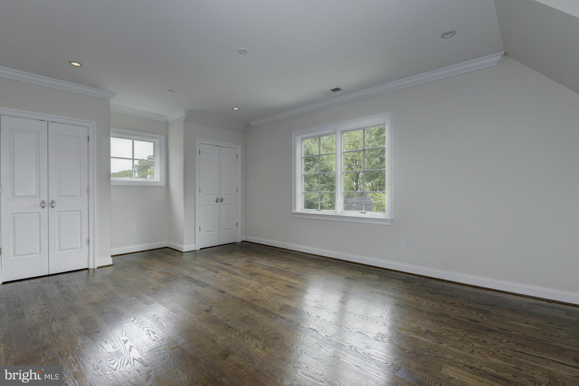 LANDON WOODS - Residential