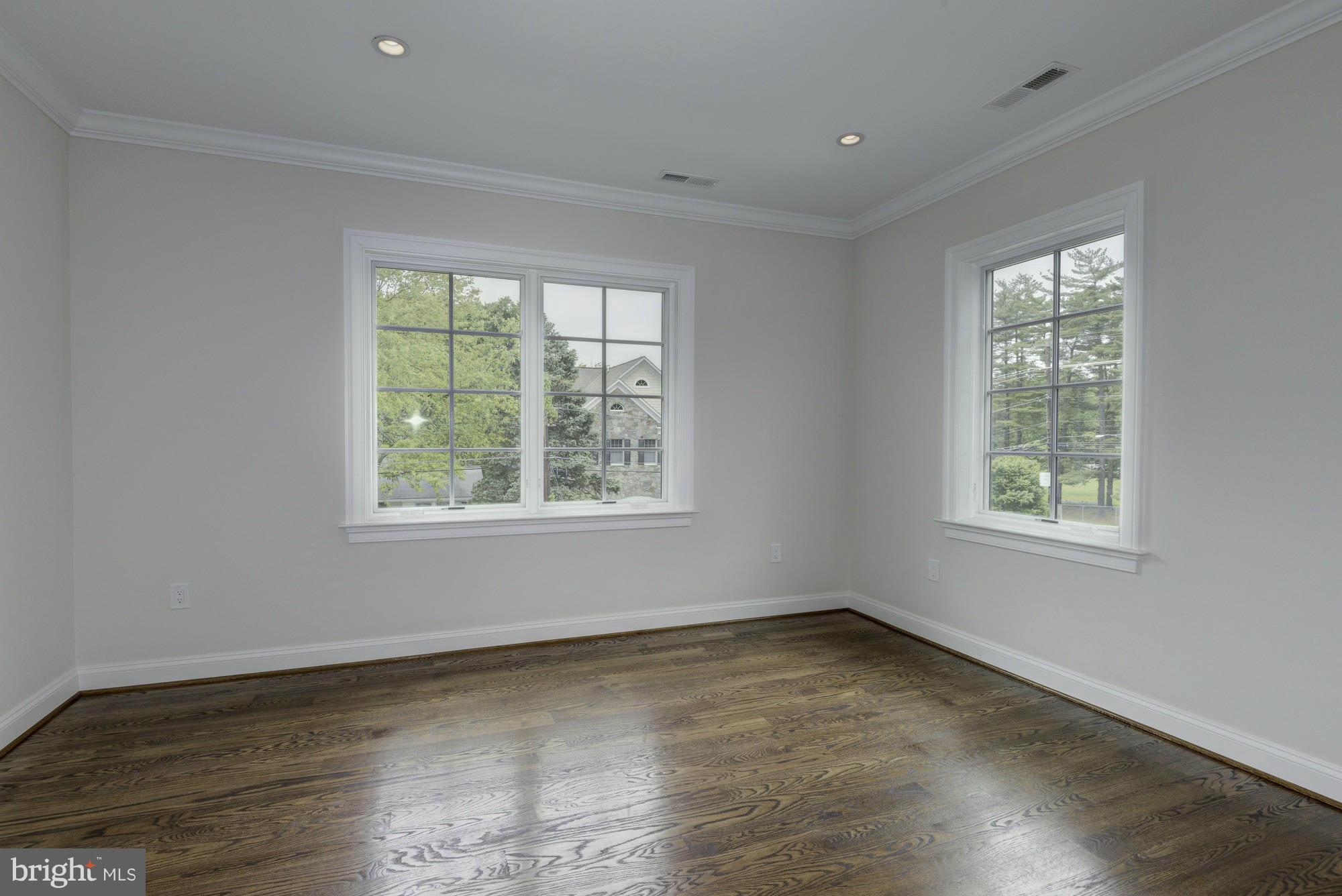 LANDON WOODS - Residential