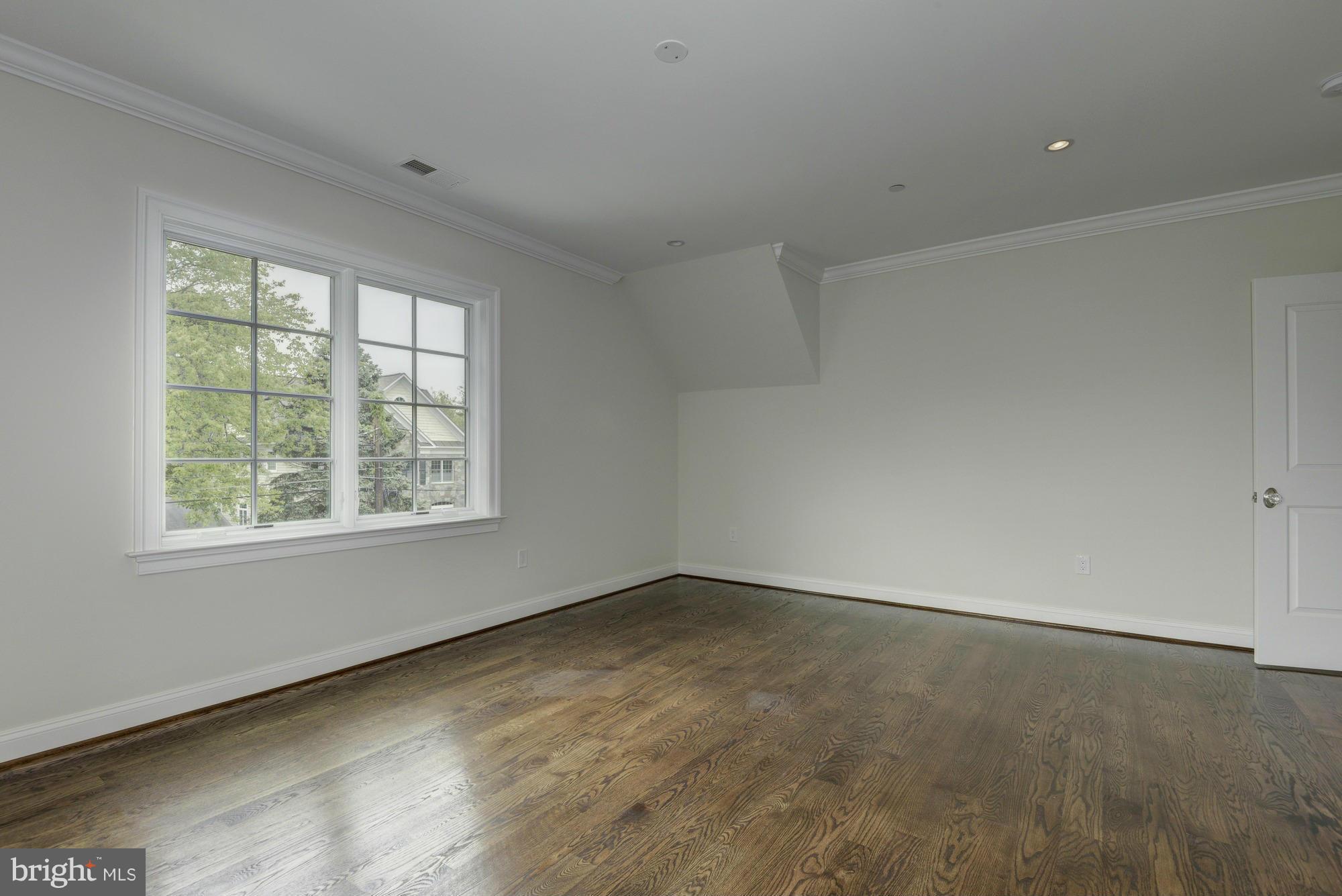 LANDON WOODS - Residential