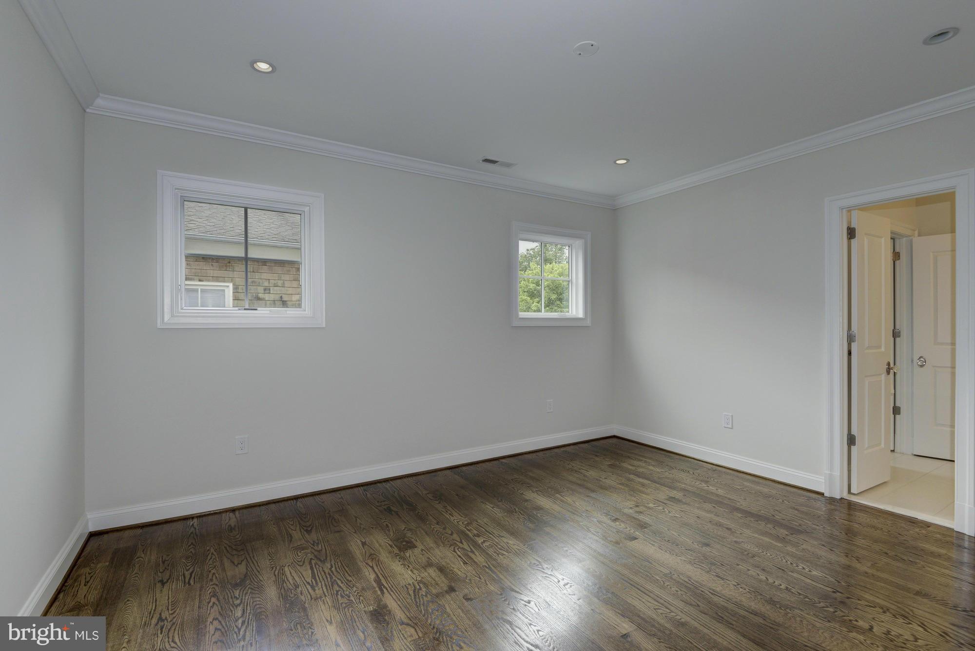 LANDON WOODS - Residential