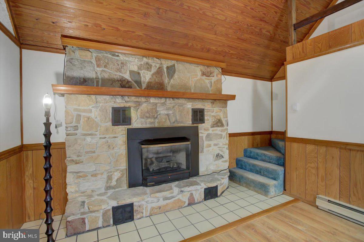 TUSCARORA HEIGHTS - Residential