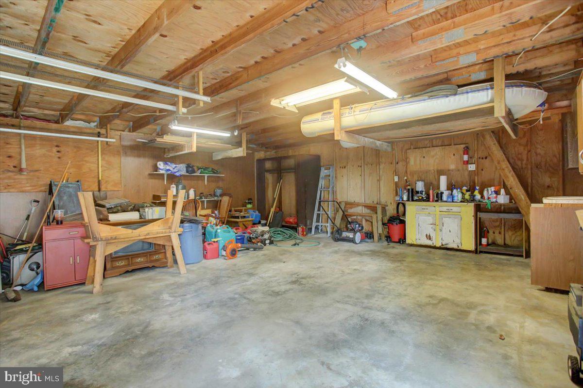 TUSCARORA HEIGHTS - Residential