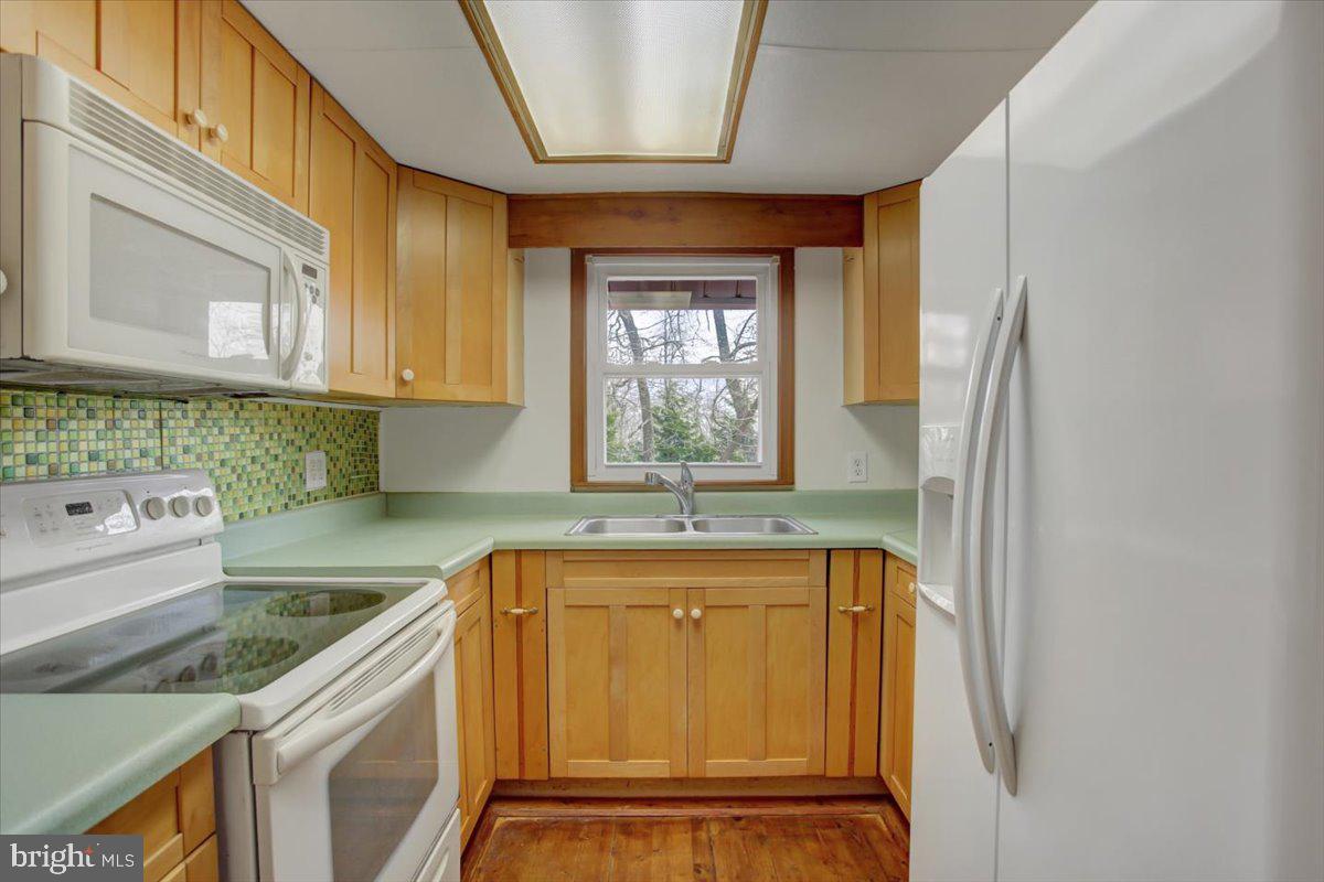 TUSCARORA HEIGHTS - Residential