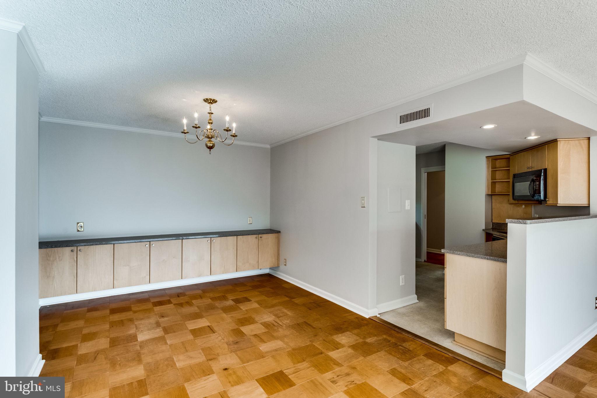 TOWER VILLAS - Residential