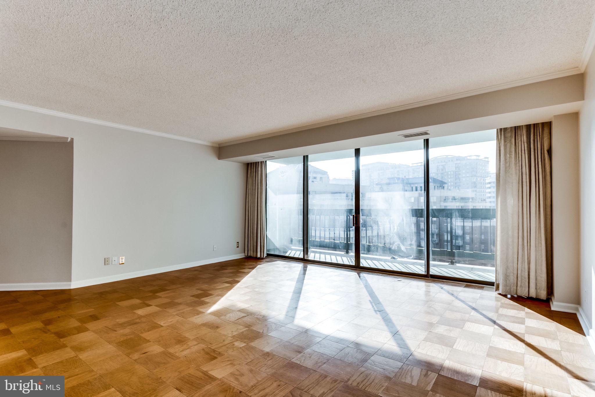 TOWER VILLAS - Residential