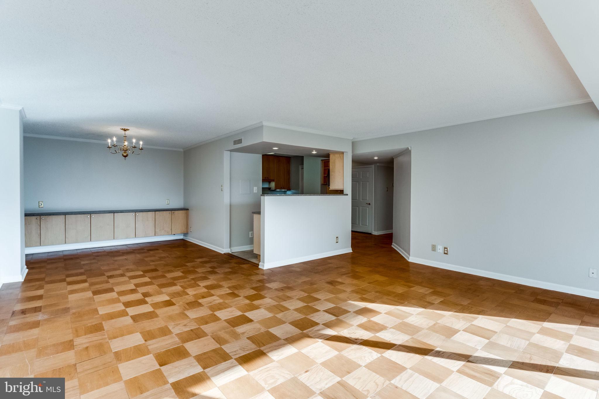 TOWER VILLAS - Residential