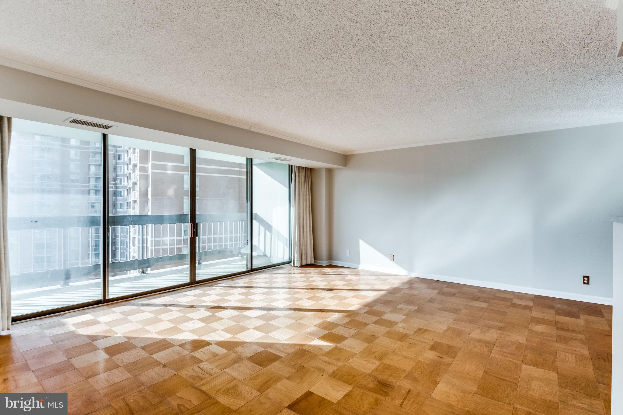 TOWER VILLAS - Residential