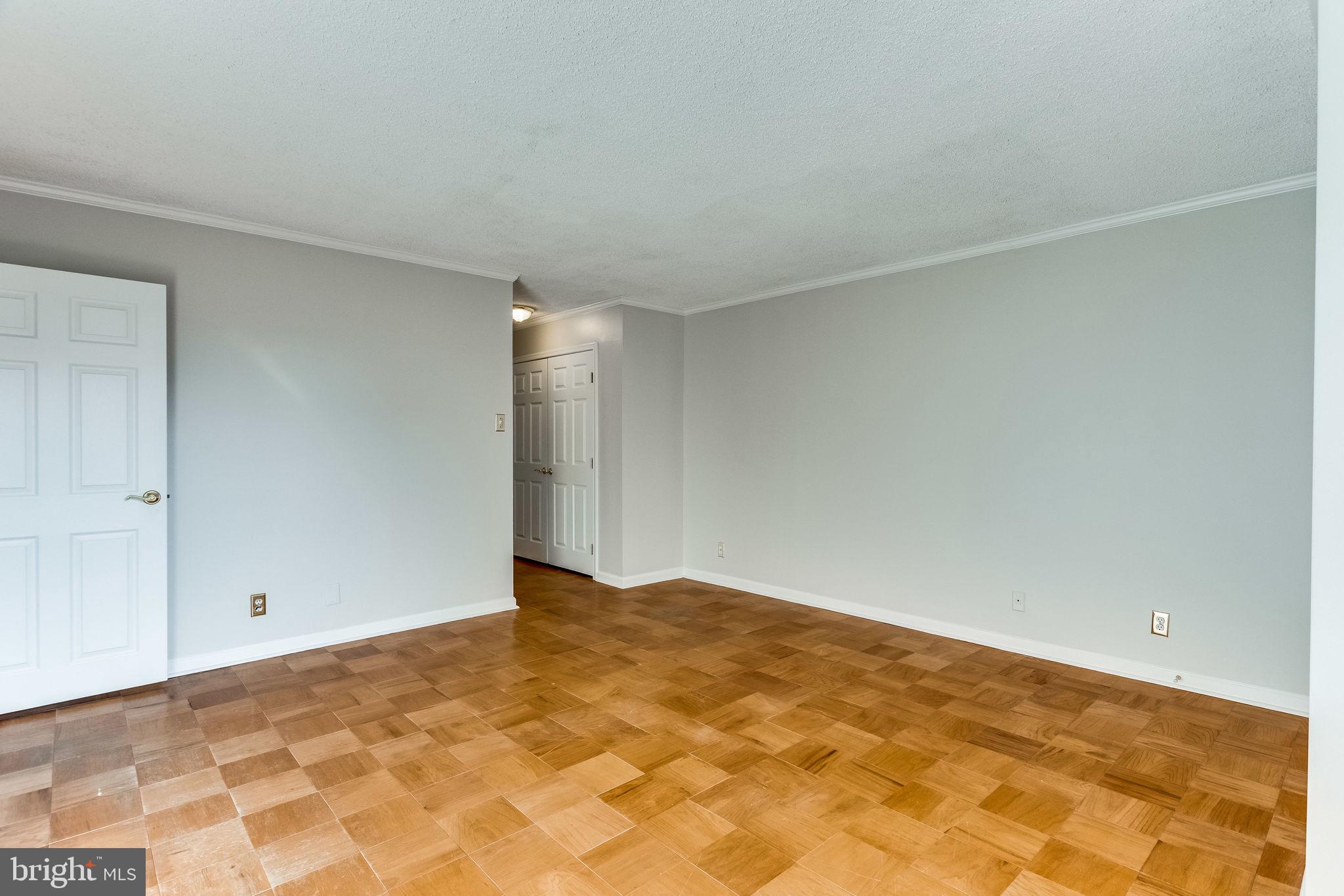 TOWER VILLAS - Residential