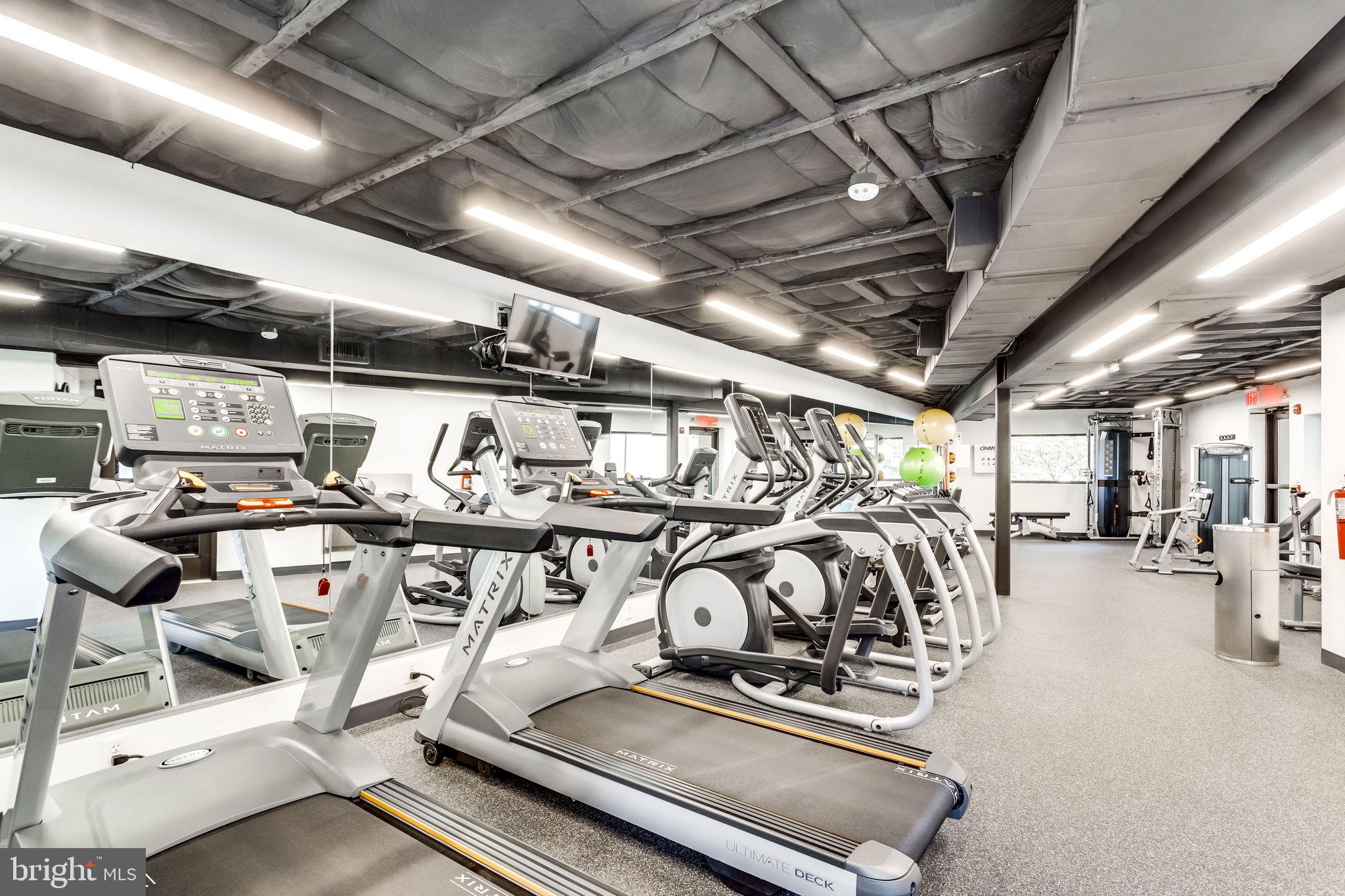 TOWER VILLAS - Residential