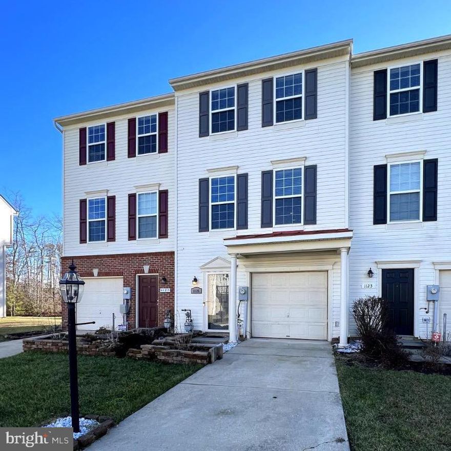 Don't miss the opportunity to lease this 2 bedroom and 2.5 bathroom townhome  in Tanyard Springs. Enjoy the large deck area along with lots of community amenities. Amenities include pool, tennis court, 24 hour gym, park areas, outdoor grilling areas (5 grills), walking paths, dog parks, tot lots, & Clubhouse party room rental . Close to shopping, dining, and major commuter highways. Applications submissions via RentSpree. Recently renovated in December 2025.