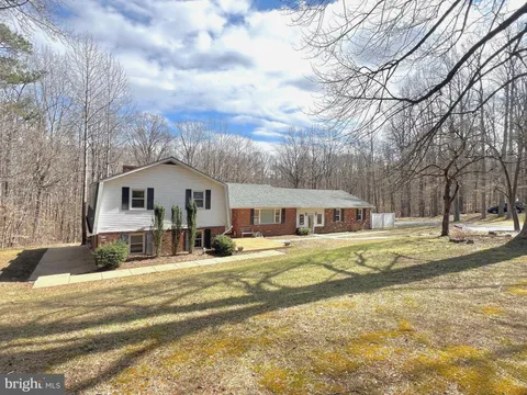30052 Hickory Drive, Mechanicsville, MD MLS: MDSM2023600