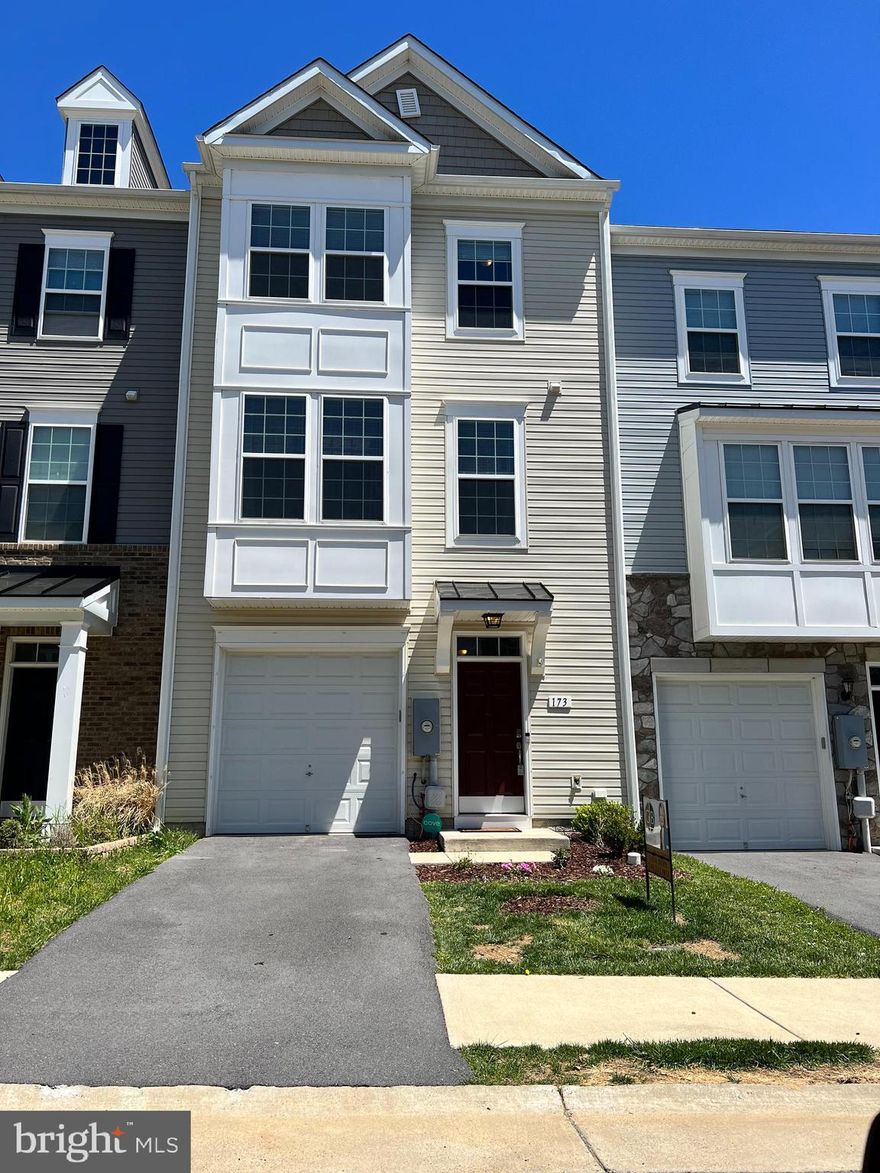 Application fee waived for move-in before Jan 12th.  Move-in same day!! This 3-story townhome features 3 bedrooms, 2 full baths, and 2 half baths in the sought-after Town at Tasker subdivision. Discover a welcoming entry-level space with a versatile den/family area, perfect for a home gym, movie room, or cozy retreat.
On the main floor, the open-concept design shines with a beautifully appointed kitchen featuring stainless steel appliances, a center island, and granite countertops. The adjoining dining areas include a charming breakfast nook and a larger dining space, perfect for hosting gatherings. The spacious living room opens to a private back deck with stunning views, ideal for relaxing or entertaining.
Upstairs, you'll find three generously sized bedrooms, including a primary suite, top-floor laundry for convenience, and two full bathrooms. Additional features include a 1-car garage, driveway parking, and ample visitor parking. This home is perfect for commuters, just 2 minutes from I-81, offering easy access to major destinations. Available for a long-term lease.
