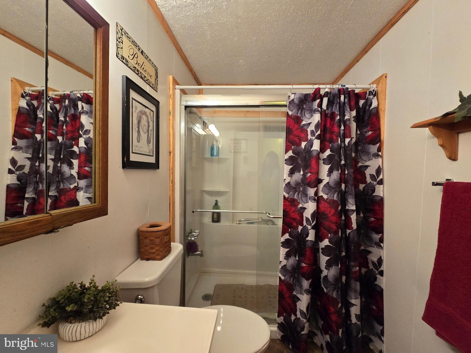 APPLE ORCHARD ACRES - Residential