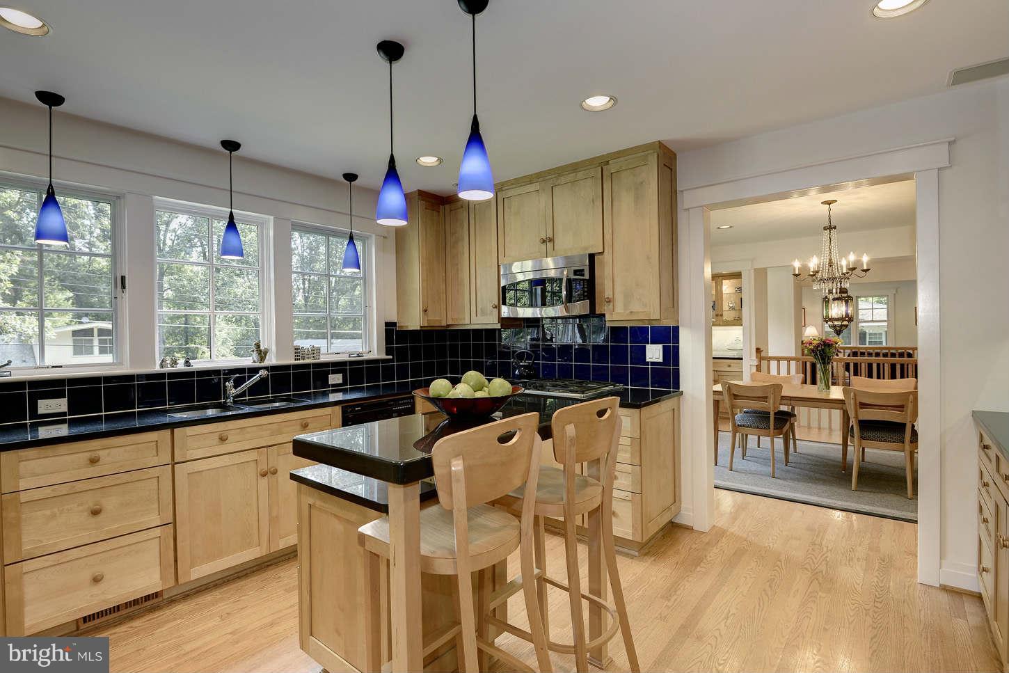 WOODLAND ACRES - Residential