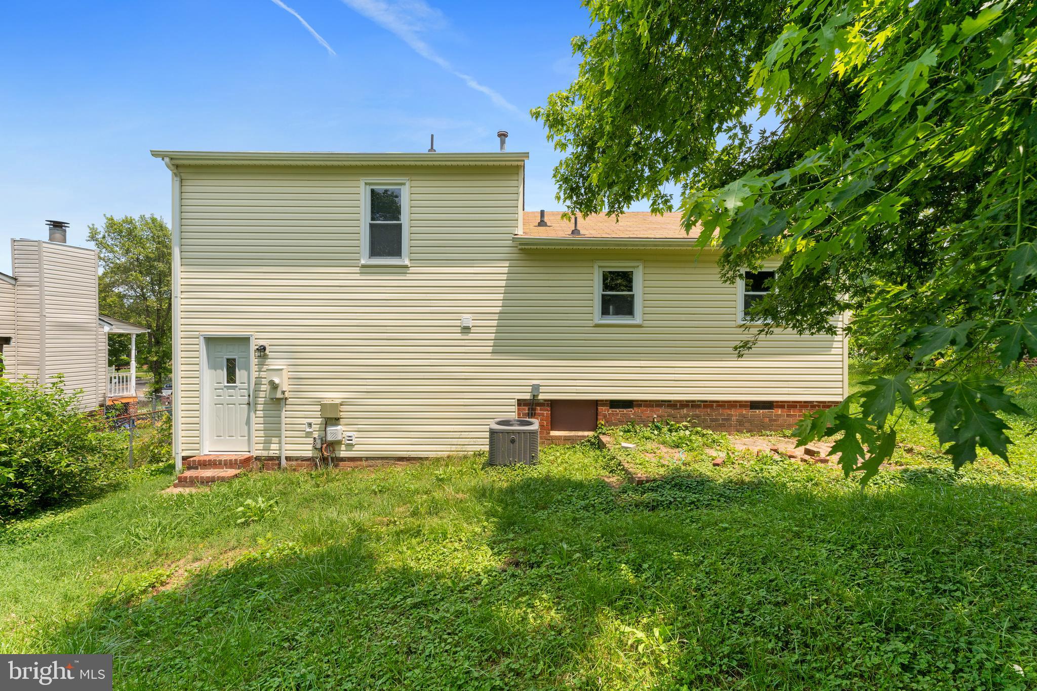 FULTON MANOR - Residential