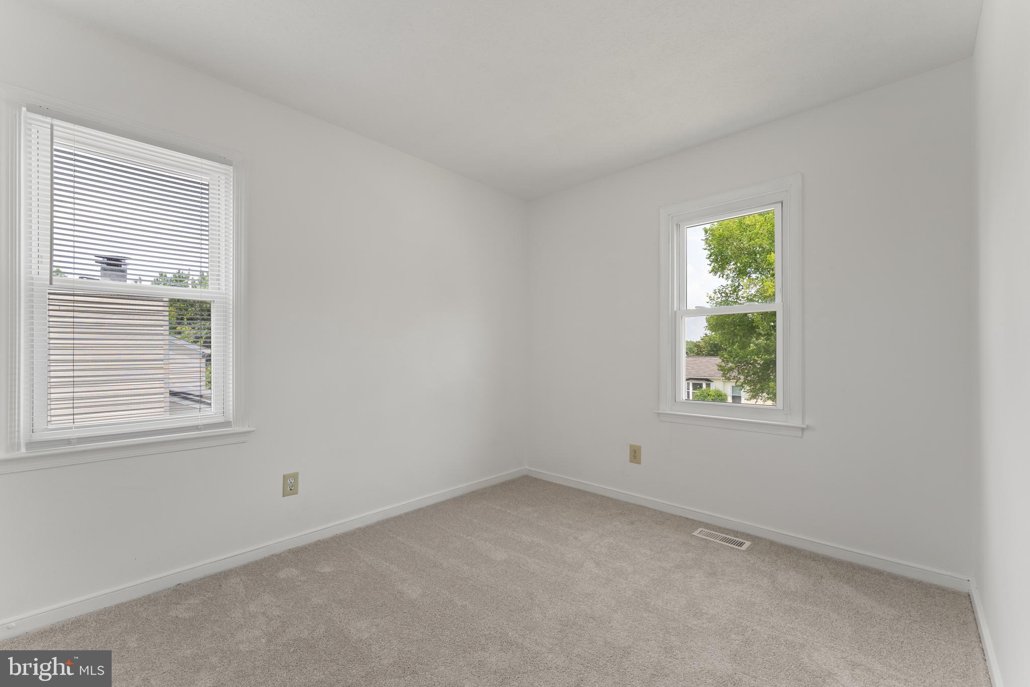 FULTON MANOR - Residential