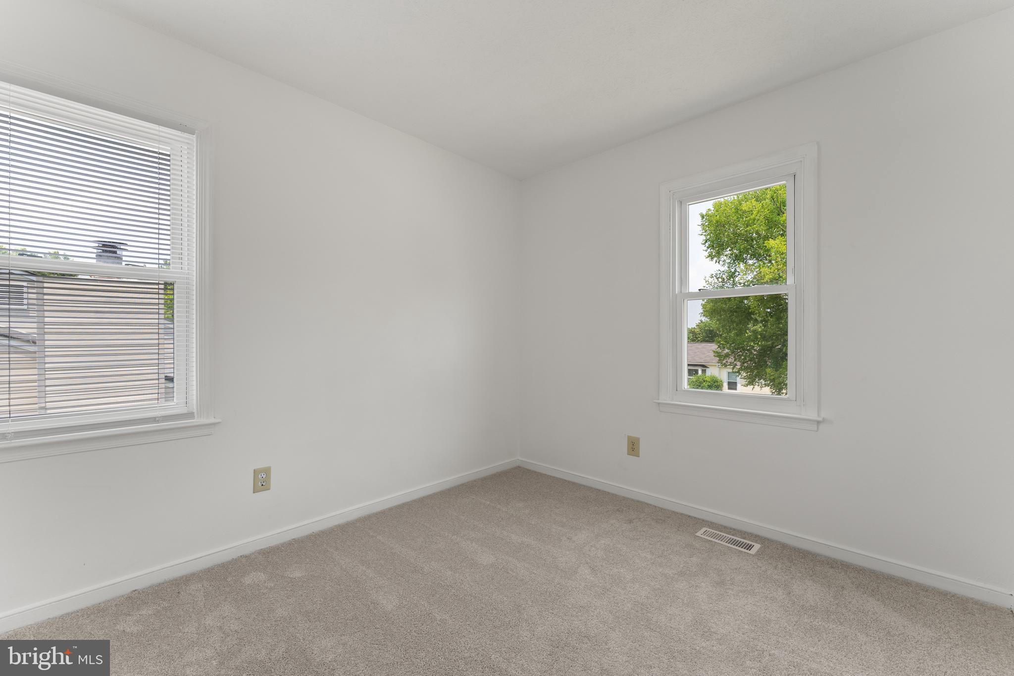 FULTON MANOR - Residential