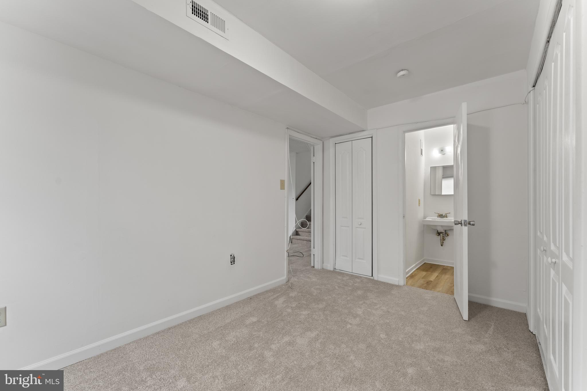 FULTON MANOR - Residential