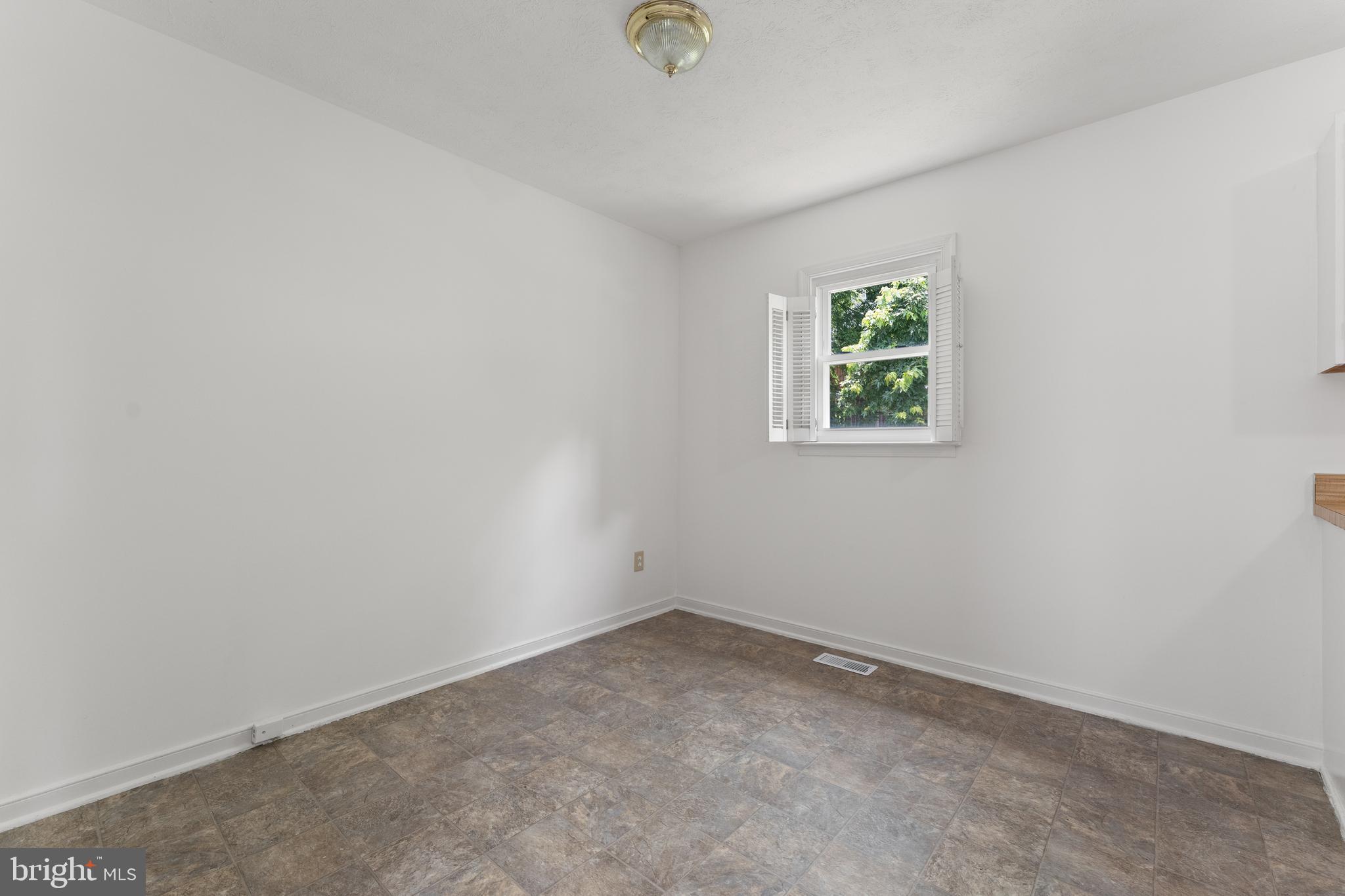 FULTON MANOR - Residential