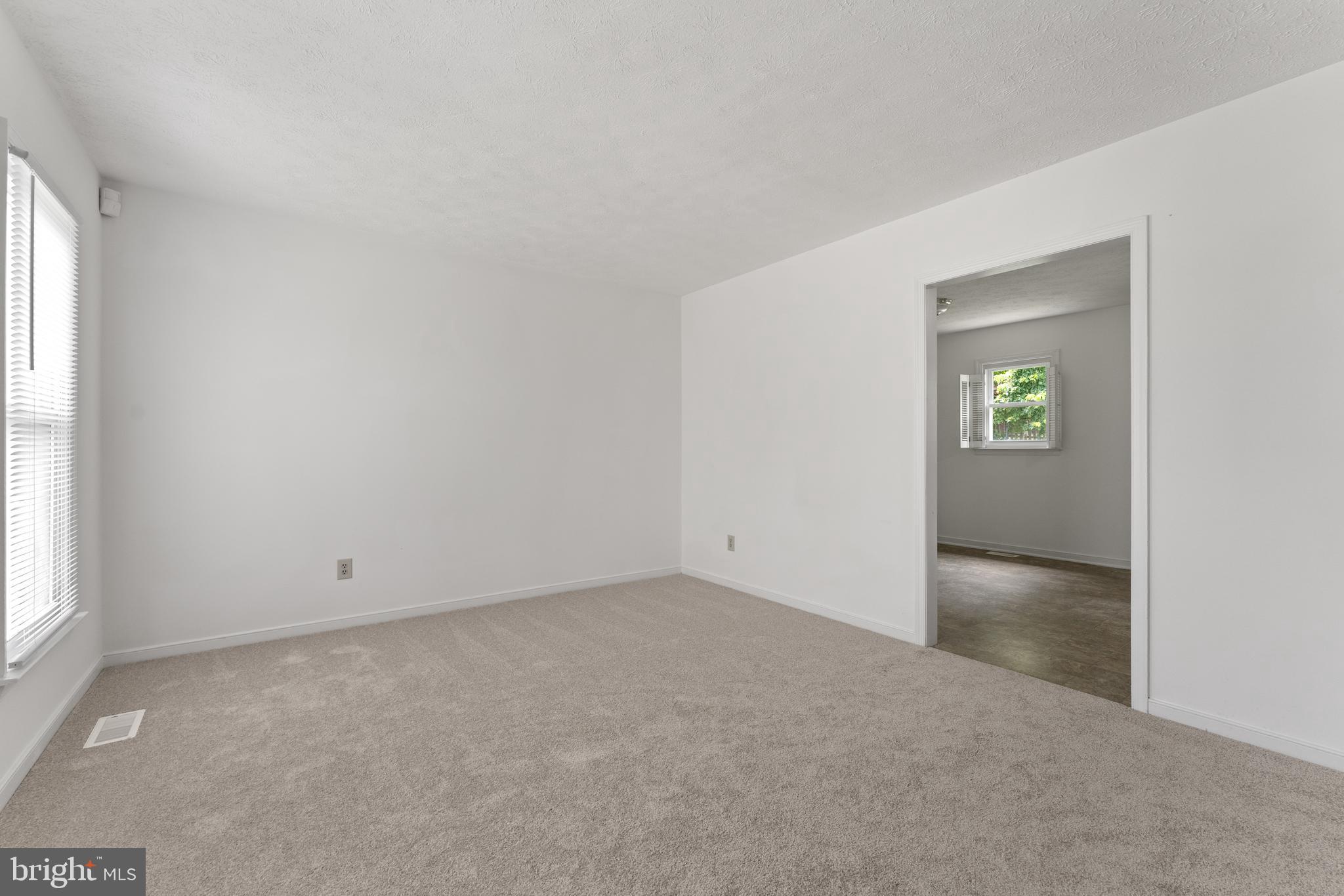 4602 H WHITING CIRCLE