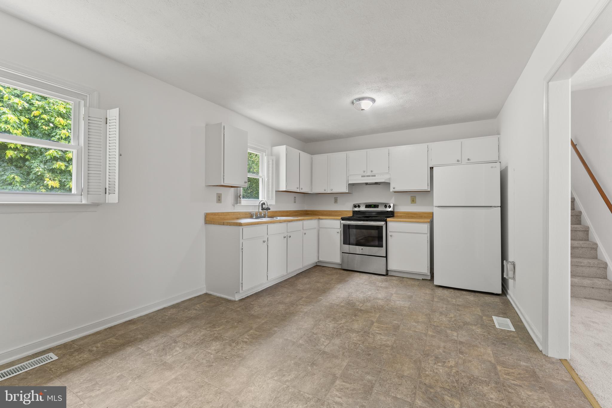 FULTON MANOR - Residential