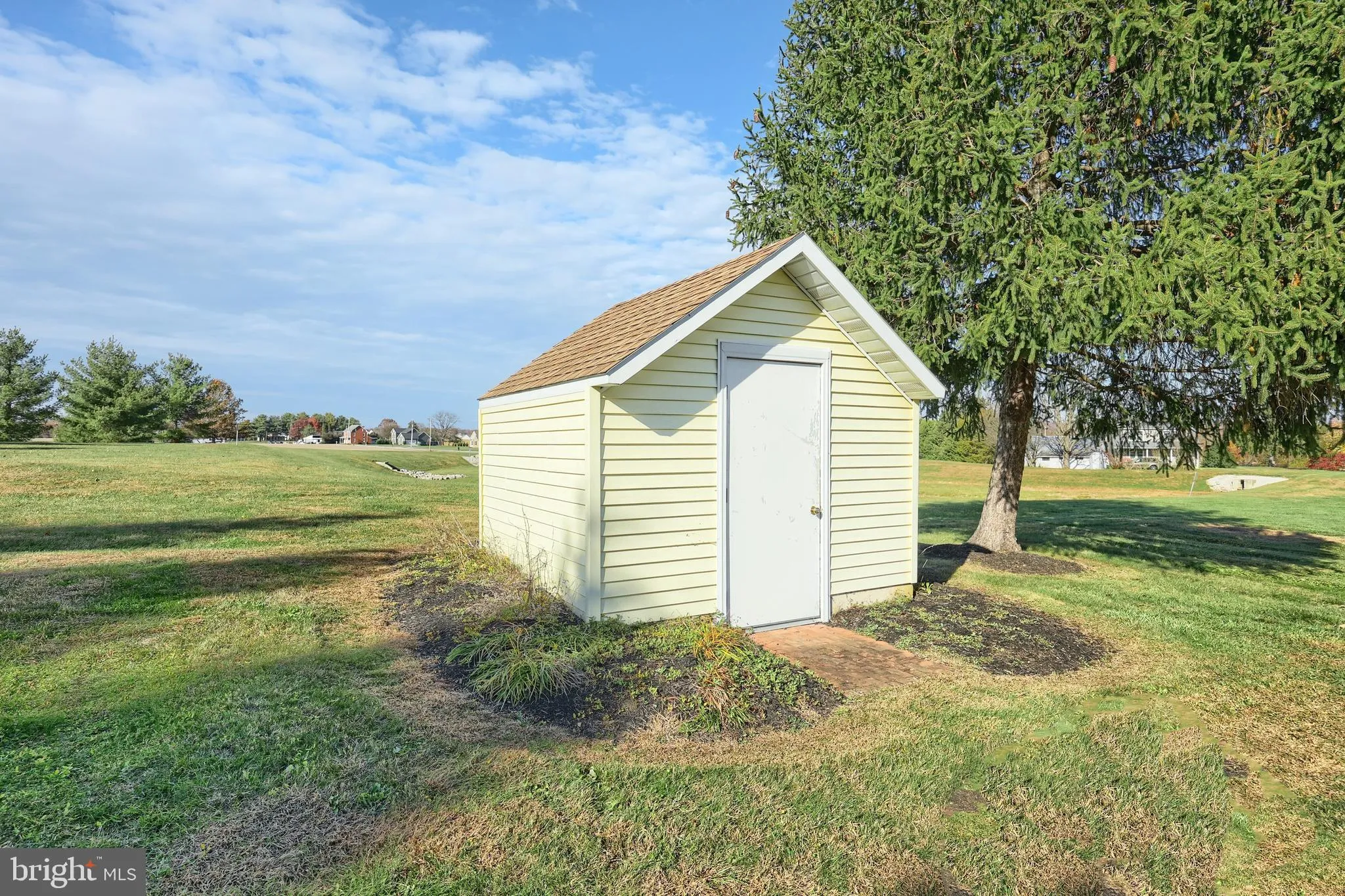 Hanover, Pennsylvania 17331, United States, 3 Bedrooms Bedrooms, ,1 BathroomBathrooms,Residential,Pending,239412